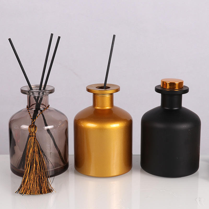 Matte Black Aromatherapy Diffuser Glass Bottle