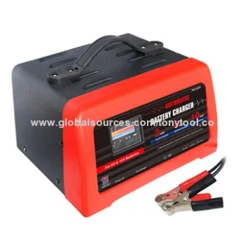 12V car battery charger, fully protected against overcharge, short-circuit and reverse polarity