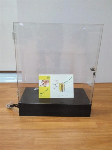 Acrylic cosmetic counter display showcase for well-known brand