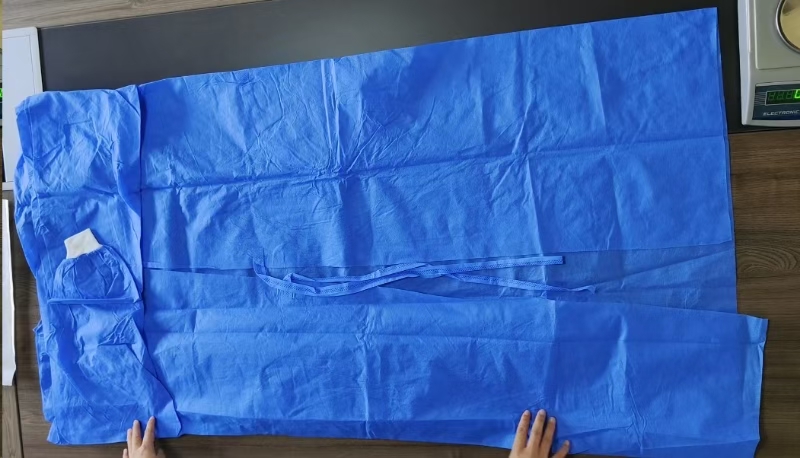 Дышащий одноразовый стандартный хирургический халат SMMS