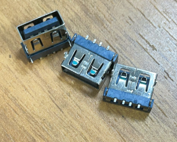 USB2.0 Typ Female SMT mit vier Beinen Dip