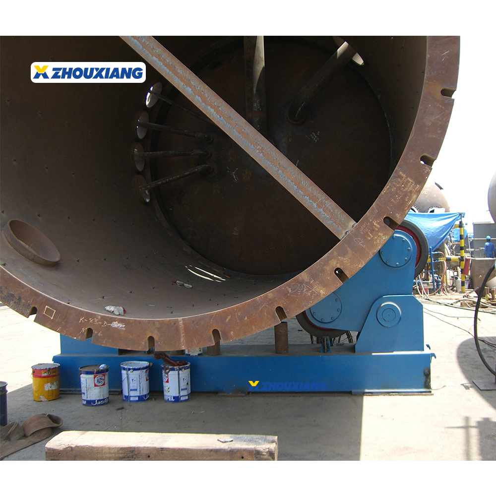 Rotateur tournant de soudage dans la production de tuyaux de navire en réservoir