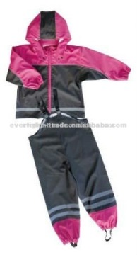 2017 customized PU Rainsuit for children