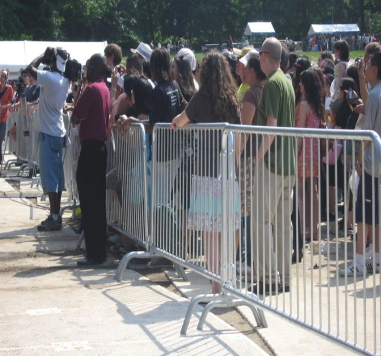 Prix ​​à bas prix Sécurité Iron Barricade Stand de la file d'attente Barrière de contrôle de la foule