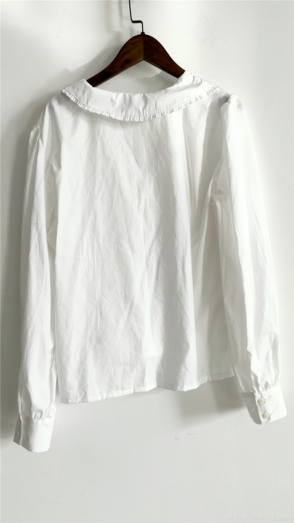 Biała luźna bluzka w stylu vintage