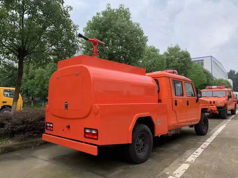 Beijing 4x4 1.5t Sprinkler Rescue Fire Truck