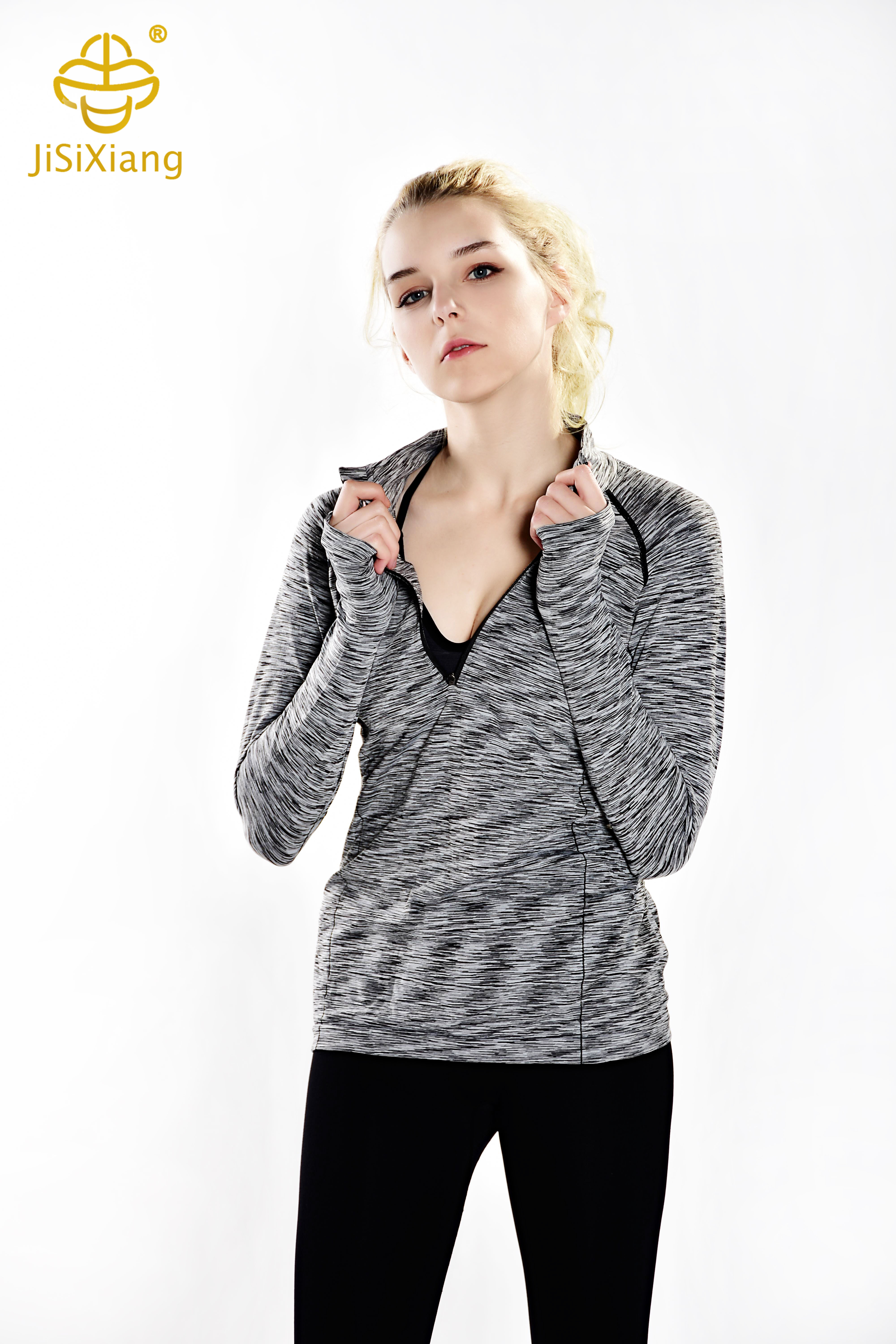 Women's long-sleeved yoga suit