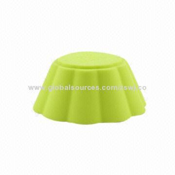 Silicone cake mold