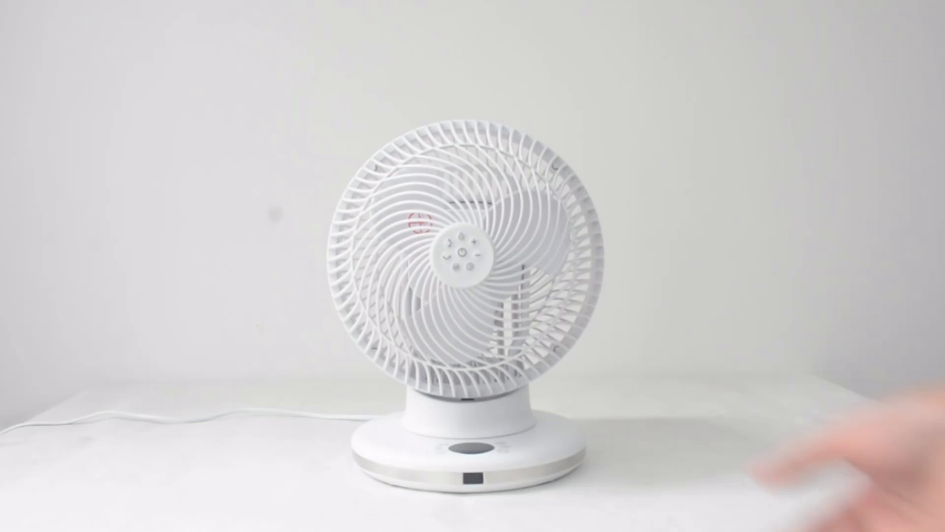 HONETIAN 12 gears wind 4 modes 12 timed hot sellers white colour indoor plastics 8 inch 3 blades DC circulator table fan
