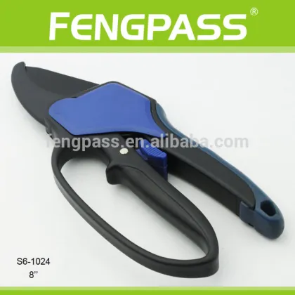 Easy - using garden snips S6-1024