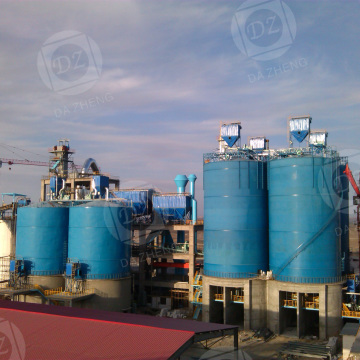 Химически склад с големи заварени стоманени плочи