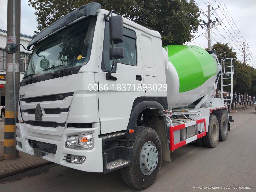 Howo 12 cubic meters concrete mixer truck
