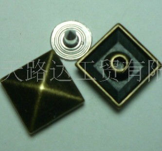 anti-brass rivet