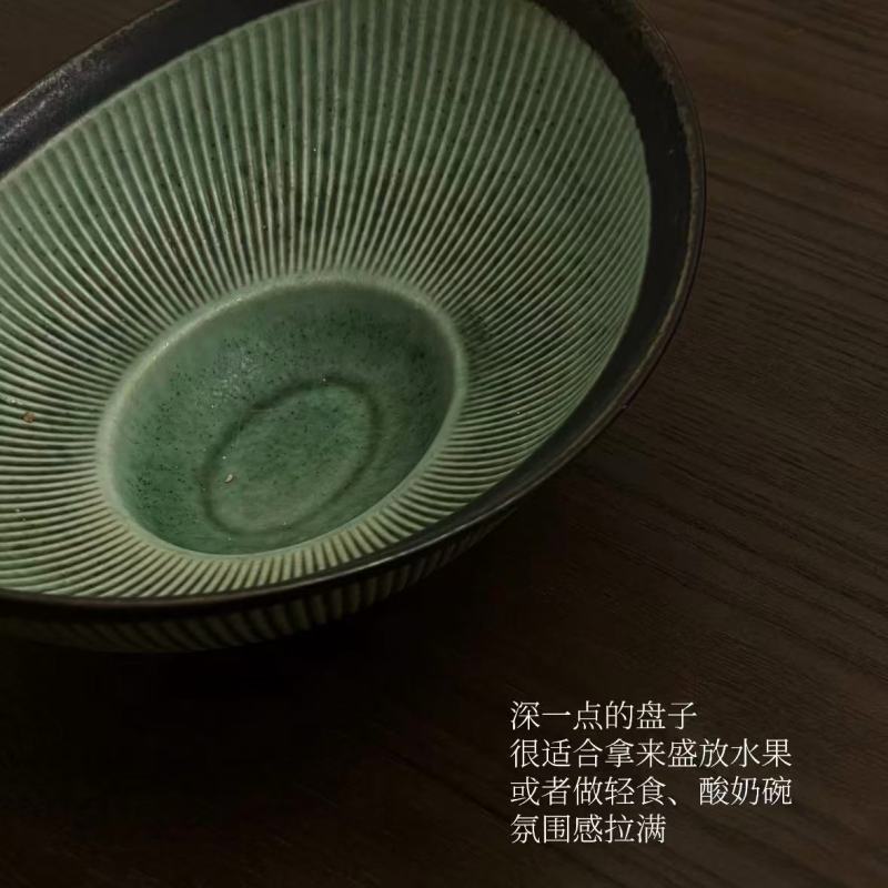 Red and Green Asian Themed Dinnerware with Classic Patterns