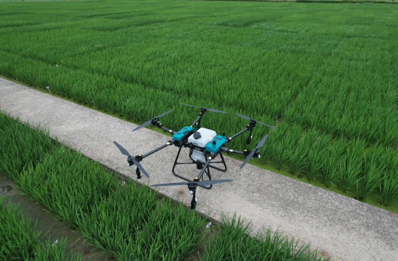 40L UAV Drone Crop Sprayer 6-Axis Agriculture Drones