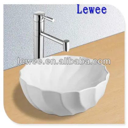 Countertop ceramic basin in bathroom LW-014