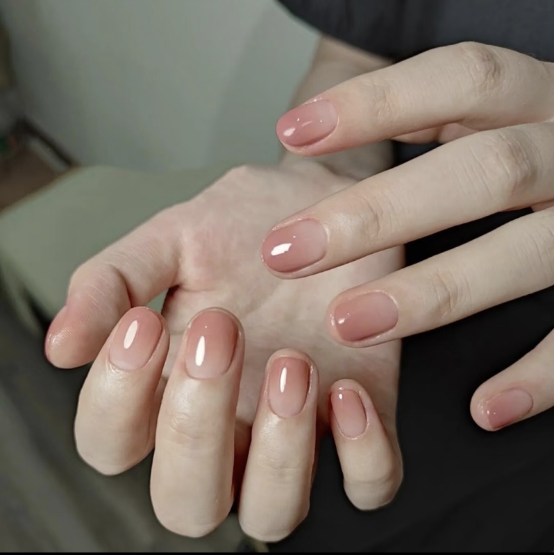 Minimalist, Versatile, and Brightening Nude Gradient Nails – Finished Product