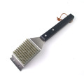 Brosse de nettoyage de barbecue de haute qualité avec manche en bois