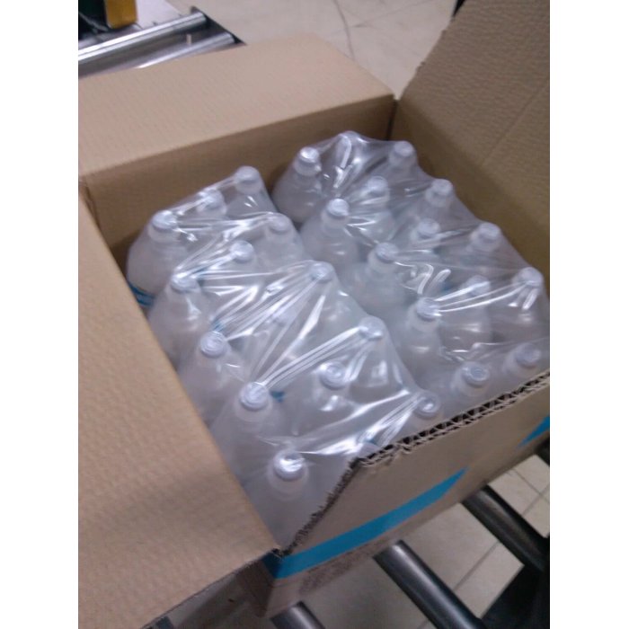 زجاجة أو كيس من البلاستيك بحقن الدكستروز بنسبة 5%