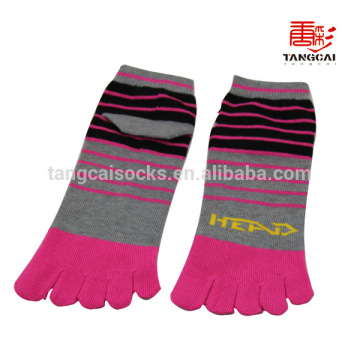 YS-52 Wholesale Fashion Dsign Cotton Thick Toe Socks