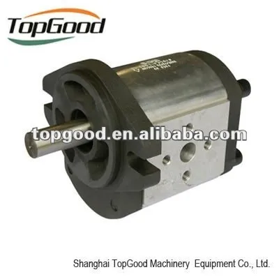 Forklift magnetic pump