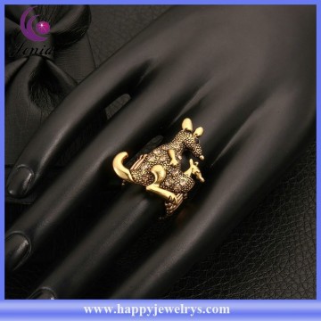 kangaroo ring design fashion jewelry gold plated rhinestone vintage diamond ring (KFSR029-G)