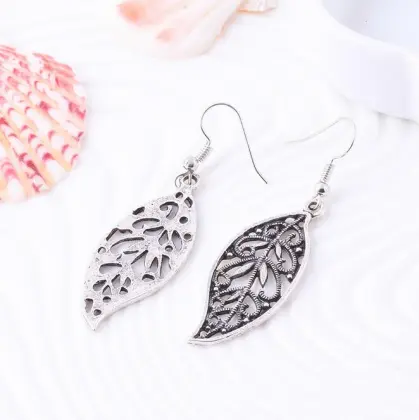 Cheap silver maple leaf earrings, big earrings