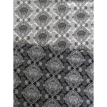 Svartvitt Rayon Challis 32S Trycktyg
