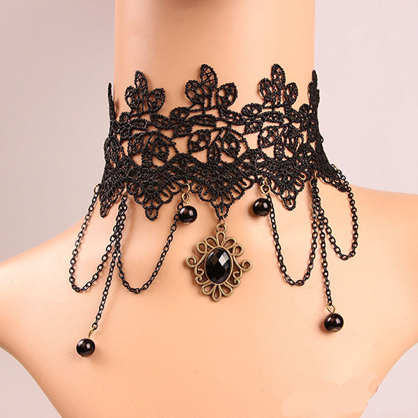 lace necklace