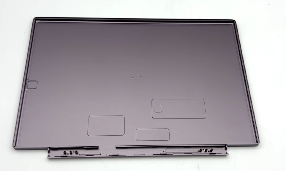 Painel traseiro de alumínio roxo do laptop - vista frontal