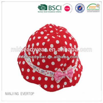 Baby's funy cute bucket hat with dot print