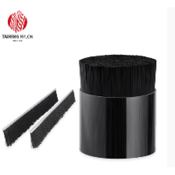 Nylon filaments for nacelle cover sealing brush