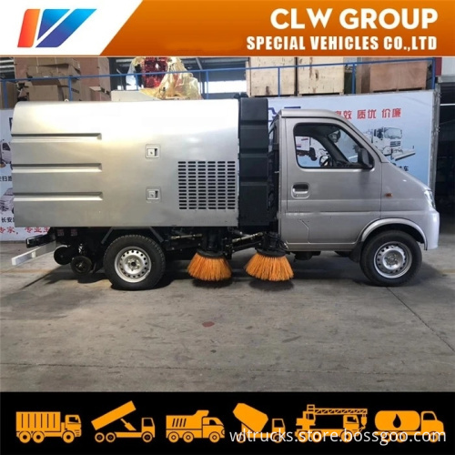 China Small 4X2 changan Road Sweeper Vacuum Dust Collection Truck 3m3 petrol Sweeper Truck