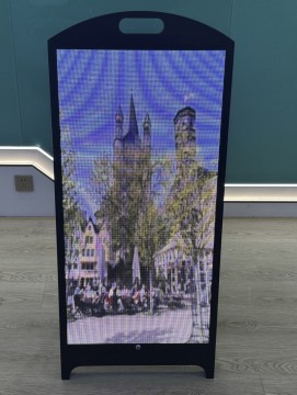 Portable Outdoor Movable LED Display for Event Advertising