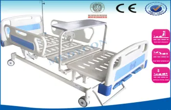 Multi-function Adjustable Medical Manual Hospital Bed With Diner Table