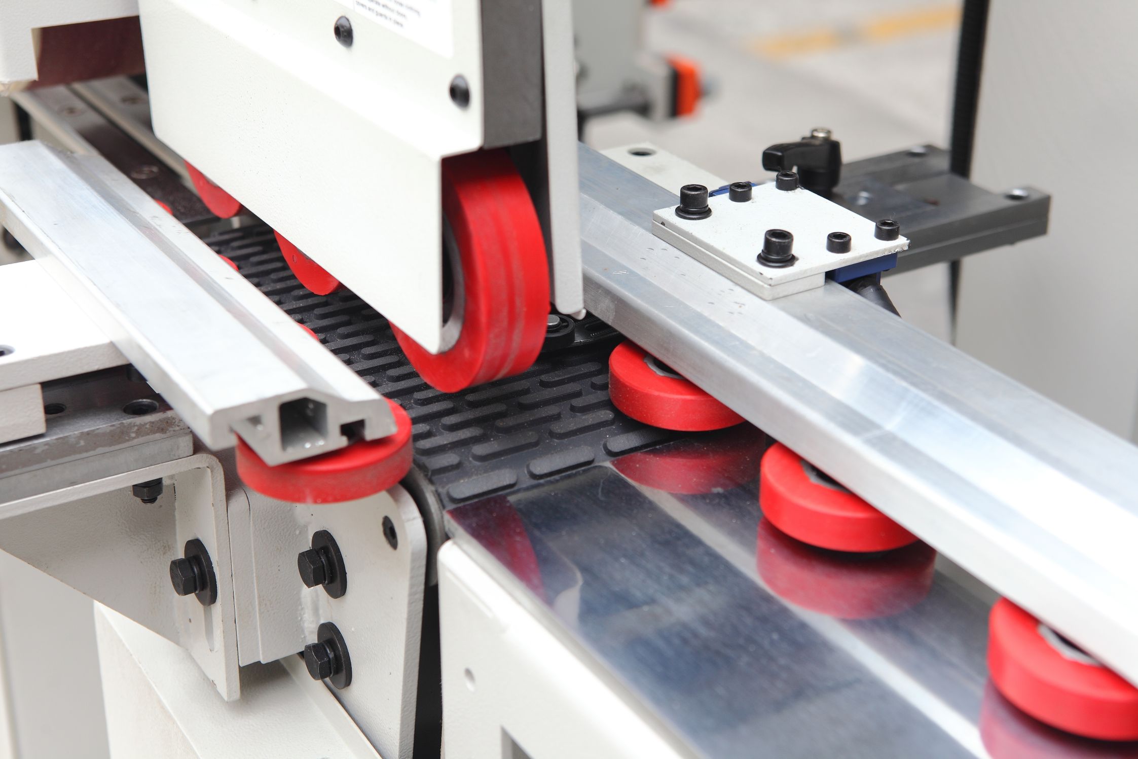 Automatic Linear Sander Machine for Wood Moulding
