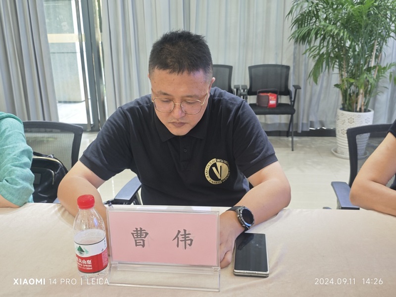 Cao Wei, Chairman of Jinyu Automobile, was invited to attend the 2024 Chongqing Dadukou International Trade Chamber of Commerce Annual Board Meeting