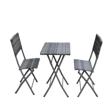 Modern White Plastic Folding Chairs: Durable Stackable Seating for Various Uses
