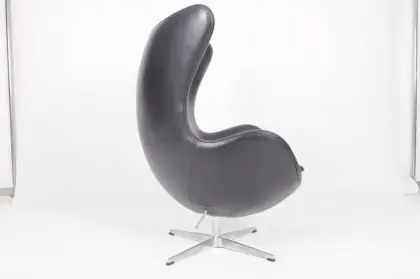 Leather egg chair in black