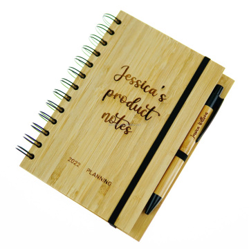 Chất lượng cao A5 Khắc gỗ Vỏ cứng Tre Notebook có bút