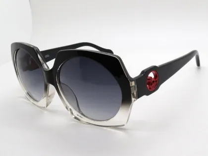 Black On Transprant Frame Grey Gradient Lens Vivienne Westwood Vw77702 Branded Sunglasses For Women