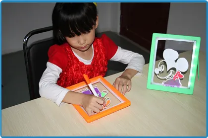 No harm no power!!! Mini portable childrens drawing board plastic writable led board writing board stand for kids