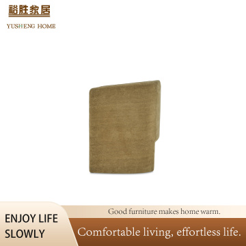 Cadeira de jantar elegante de madeira com design moderno