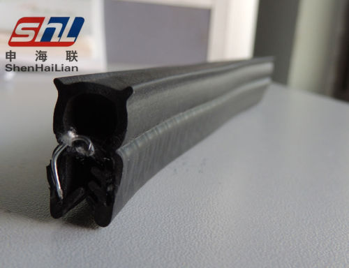 Black Extruded Rubber Seal Uv Resistance , Epdm Rubber Coextrusion Door Seal