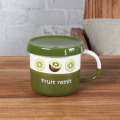 Fruta remite diseño taza de café