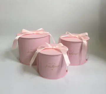 Round flower box with lid
