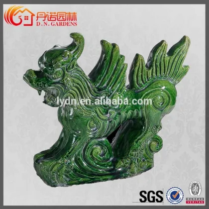 Carved sculpture decorative dragon for temple roof