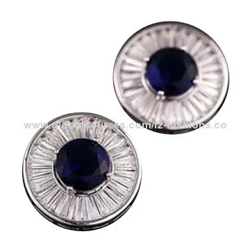 Zircon stud earringNew