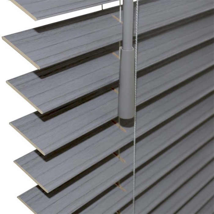 Függőleges redőnyök Basswood redőnyök A legnagyobb redőnyök gyártják