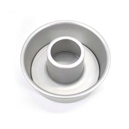 Nordic Ware Aluminium Bundt Cake Pan for Chiffon and Angel Food Cakes